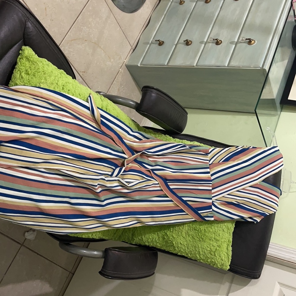 Beautiful jumpsuit in excellent condition. - Picture 8 of 8